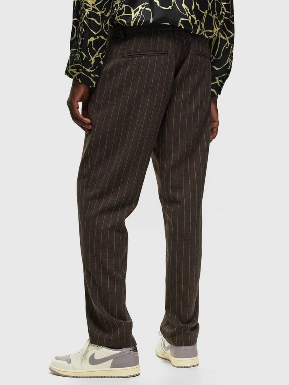 NEW Les Deux Men’s Como Suit Pants Straight Leg Brown Pinstripe Size 31x30 NWOT
